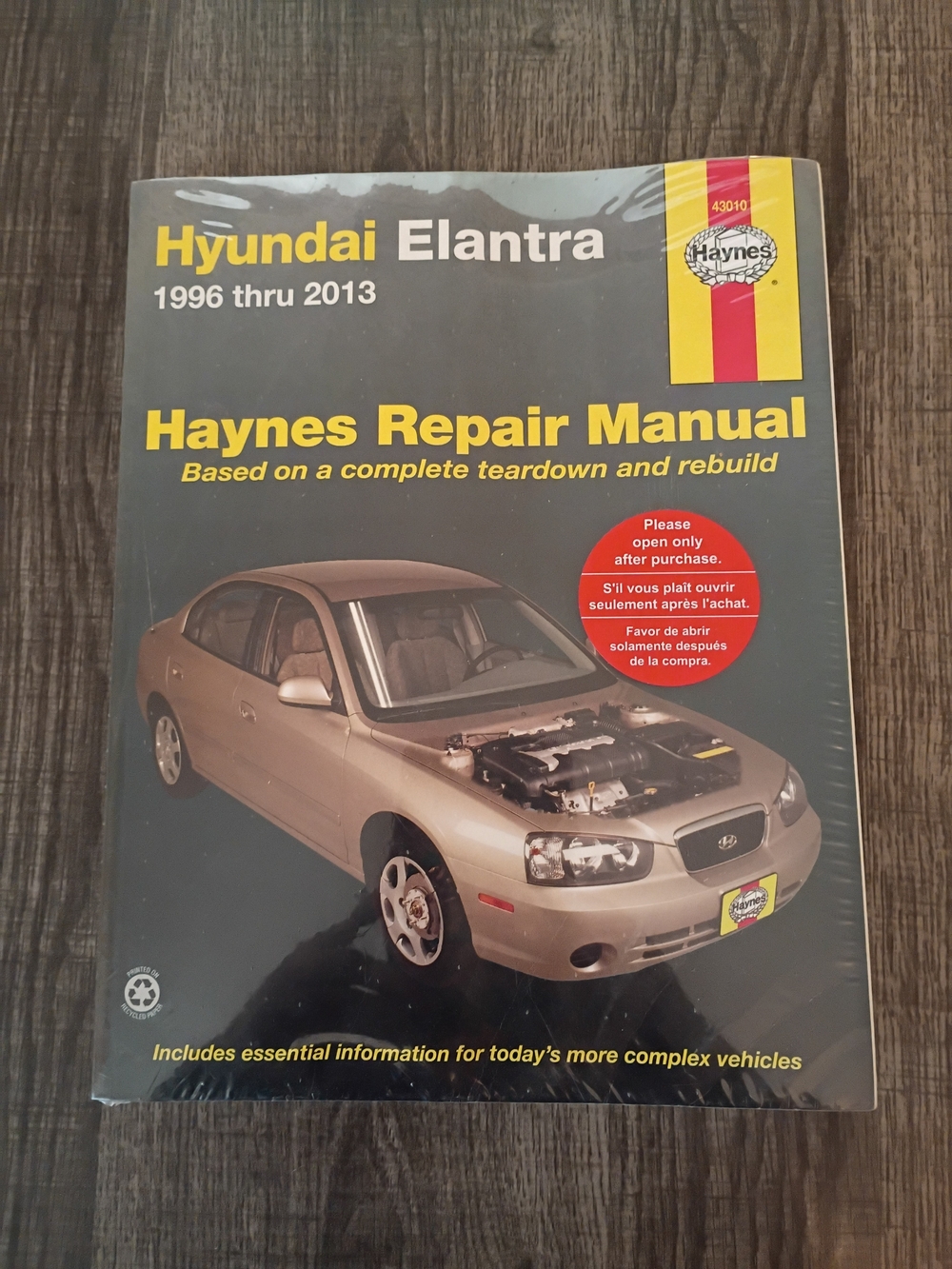 Haynes Hyundai Elantra Repair Manual - Gray with Yellow Accents